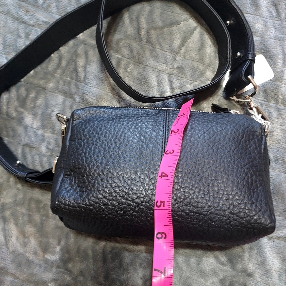 ASOS Black Leather Camera Crossbody Bag - Picture 9 of 13